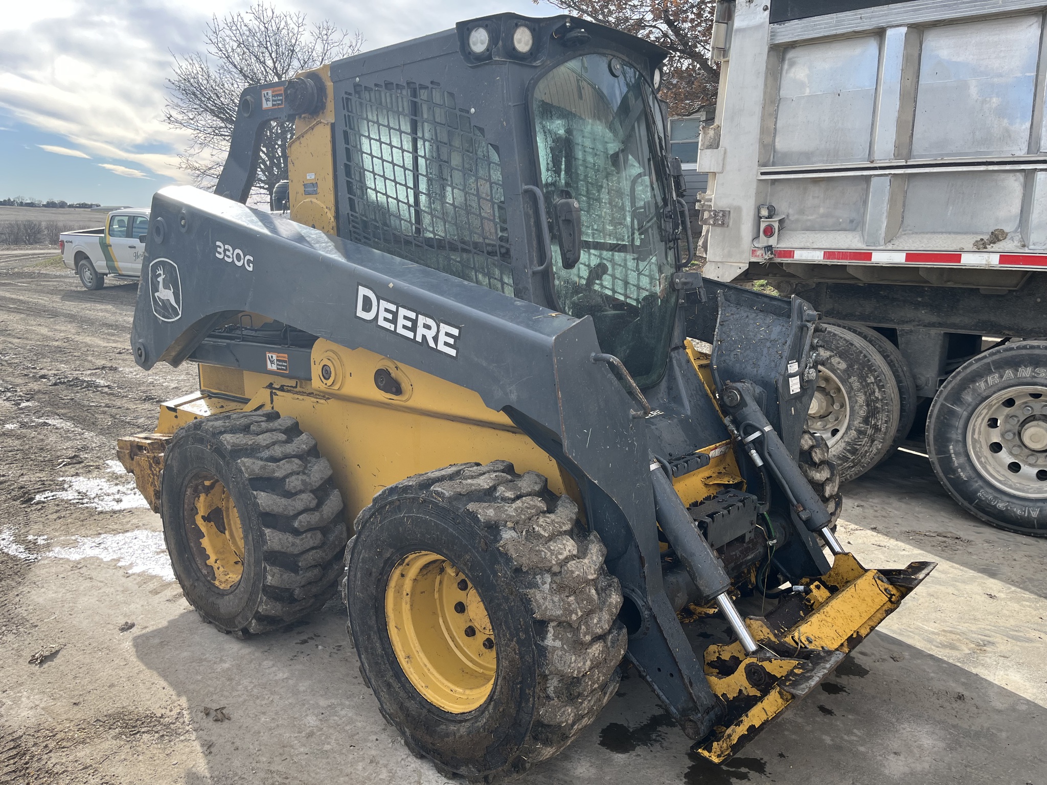  2022 John Deere 330G at Heritage Tractor in Seneca, KS
