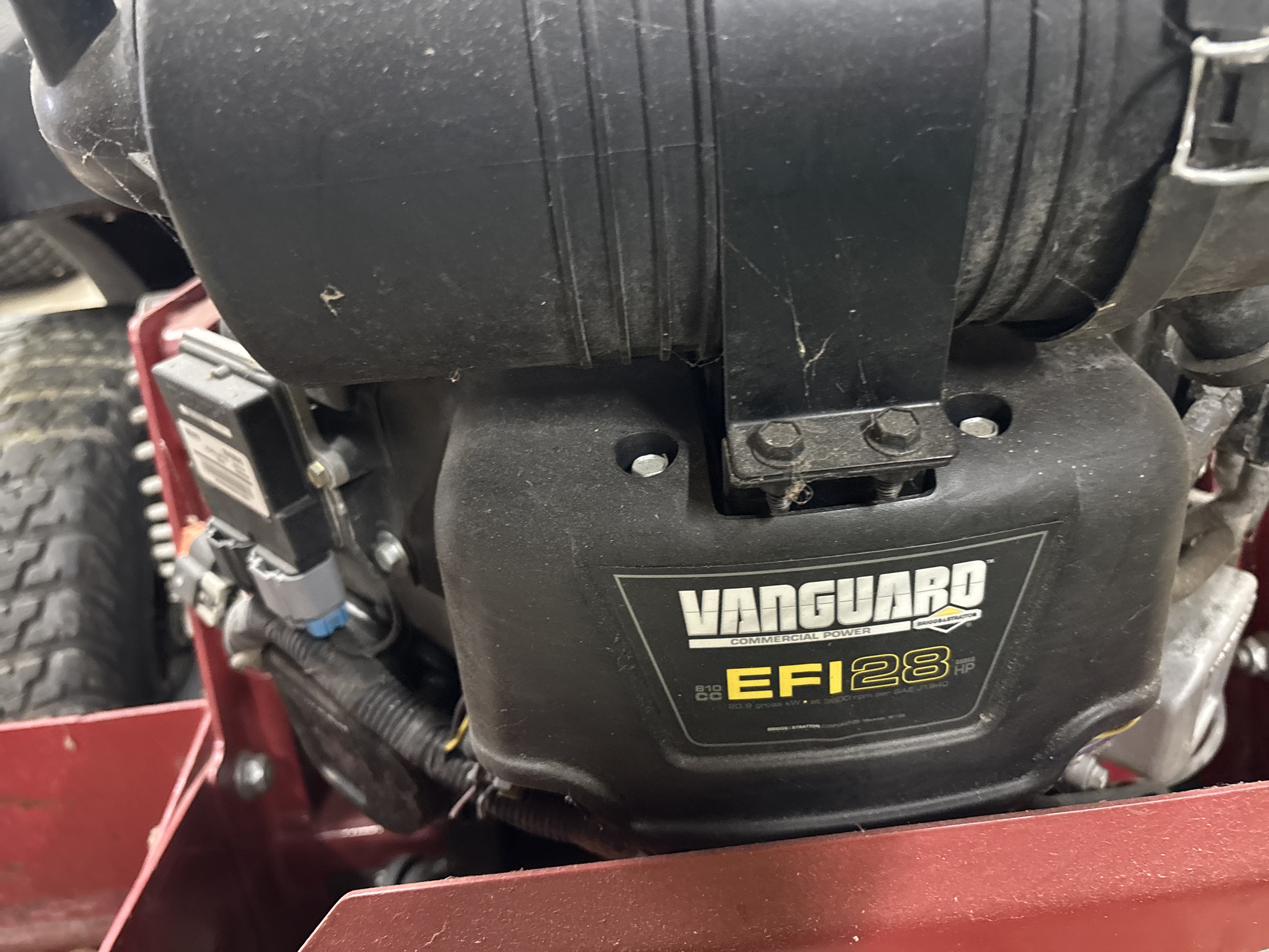 Used 2017 Ferris IS2100Z Zero Turn Mowers at Koenig Equipment in Urbana, OH - PhotoXL8