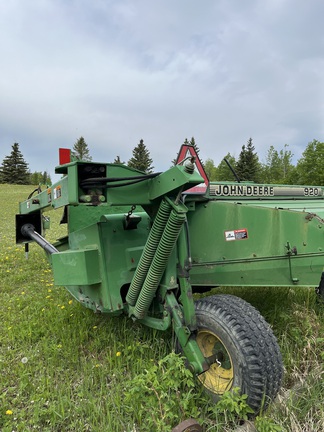 Used 1995 John Deere 920 Mower Conditioners at Horizon Ag & Turf in Mayerthorpe, AB - Photo9