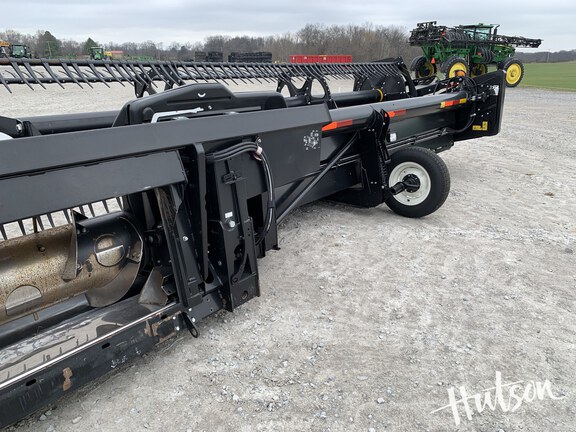 Photo of 2021 MacDon FD140