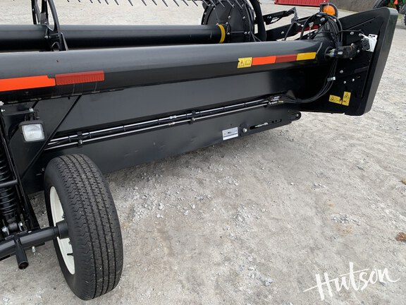 Photo of 2021 MacDon FD140