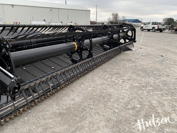 Photo of 2021 MacDon FD140