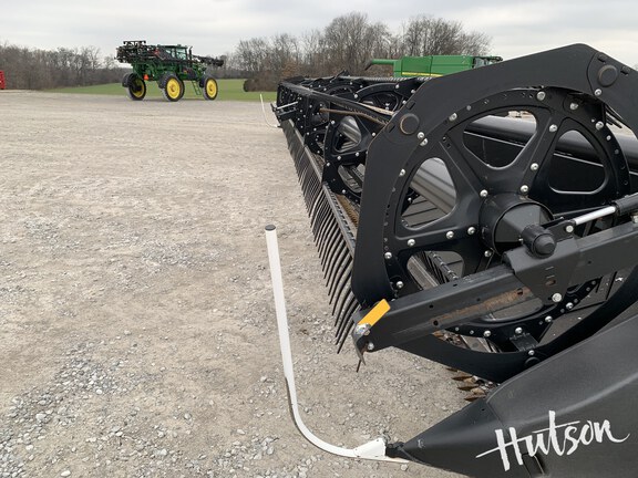 Photo of 2021 MacDon FD140