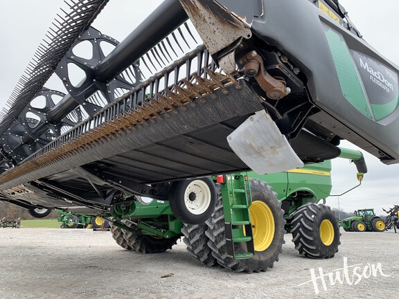 Photo of 2021 MacDon FD140