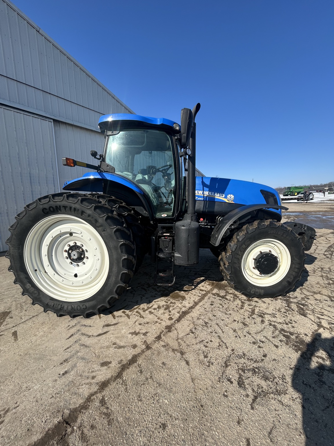 2014 New Holland T7.250 Image 2
