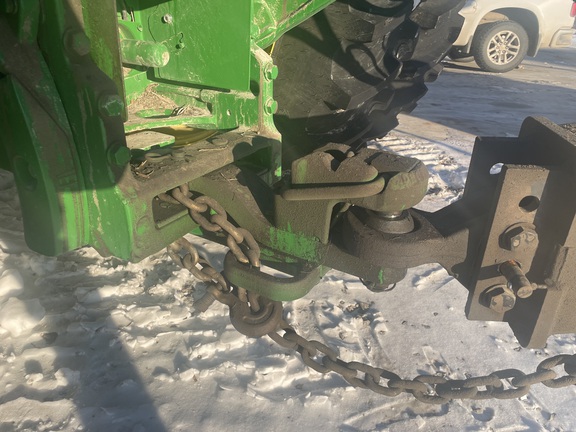 2025 John Deere 8R 250 - Photo23