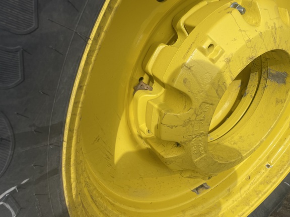 2025 John Deere 8R 250 - Photo30