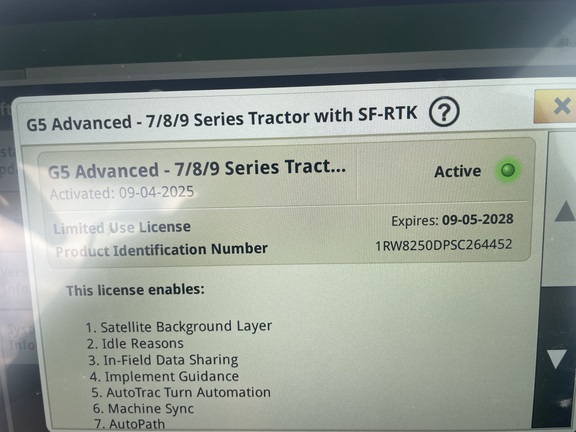 2025 John Deere 8R 250 - Photo9
