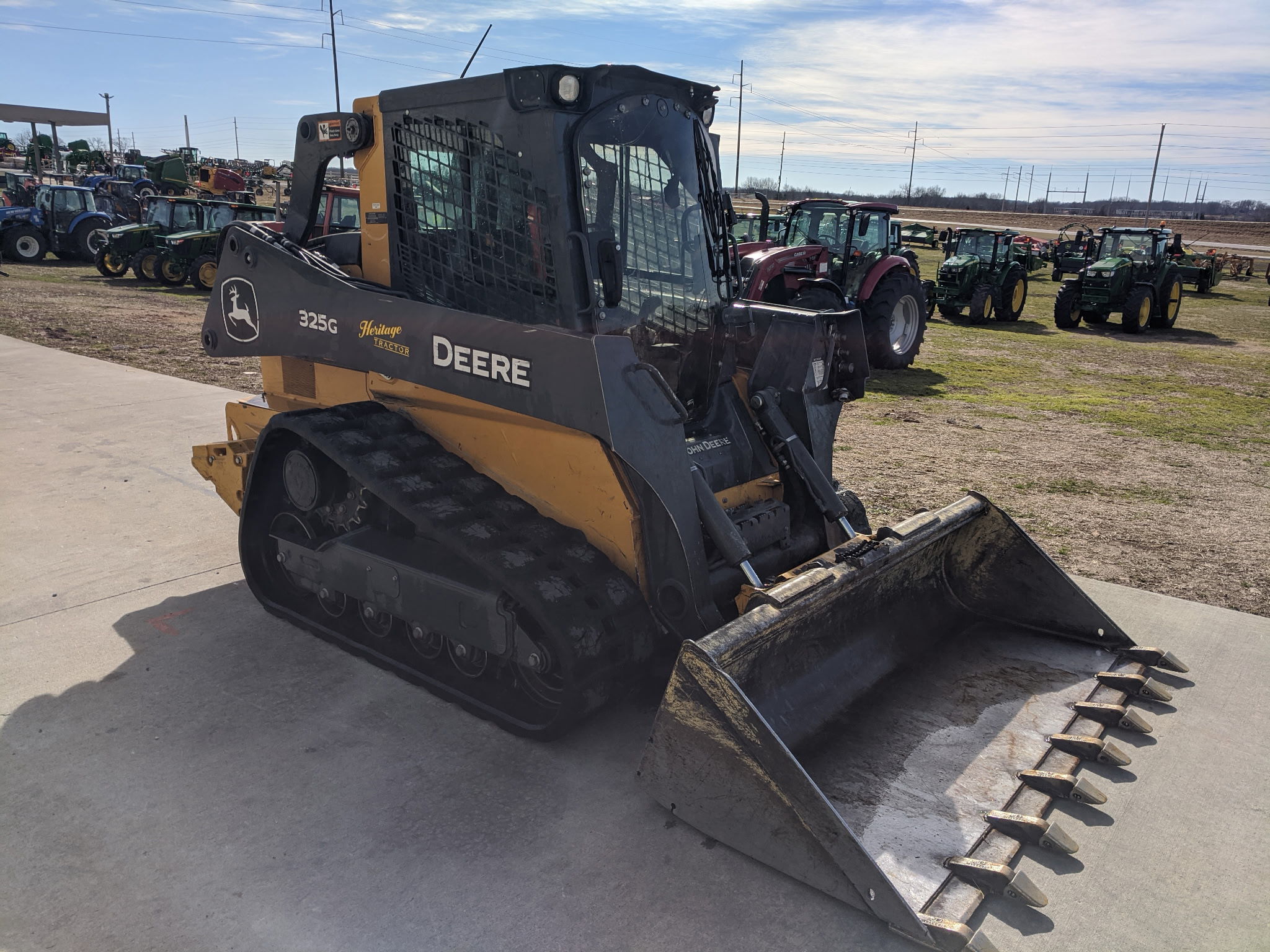  2024 John Deere 325G at Heritage Tractor in Rogersville, MO