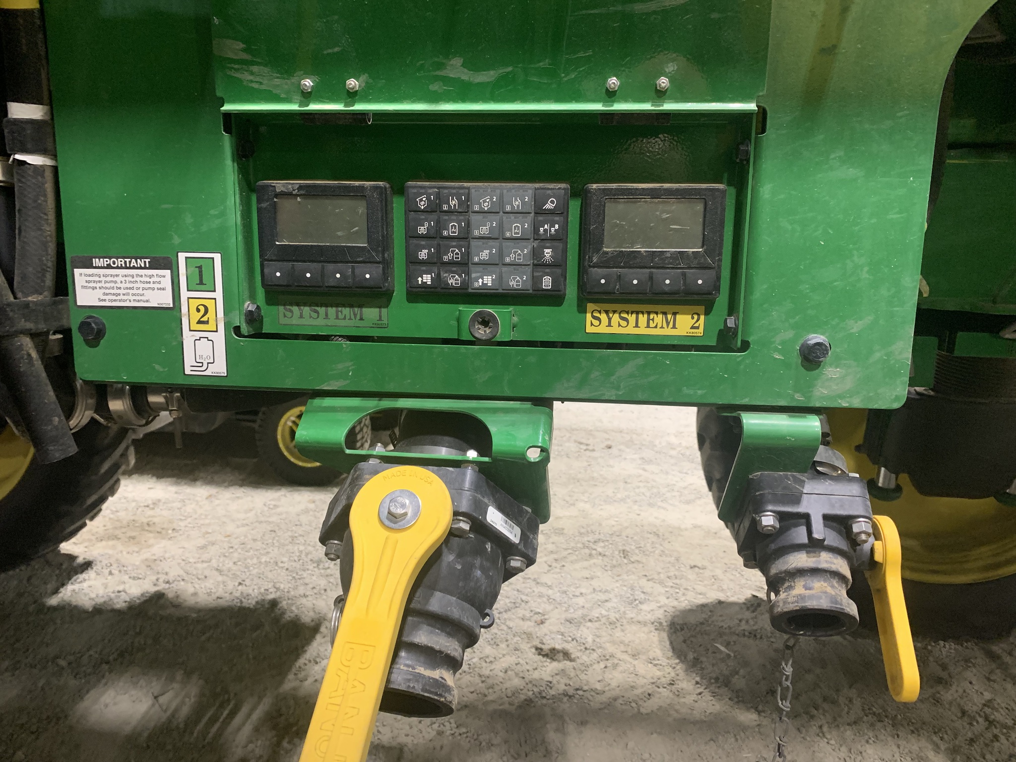 2025 John Deere 412R Image 7