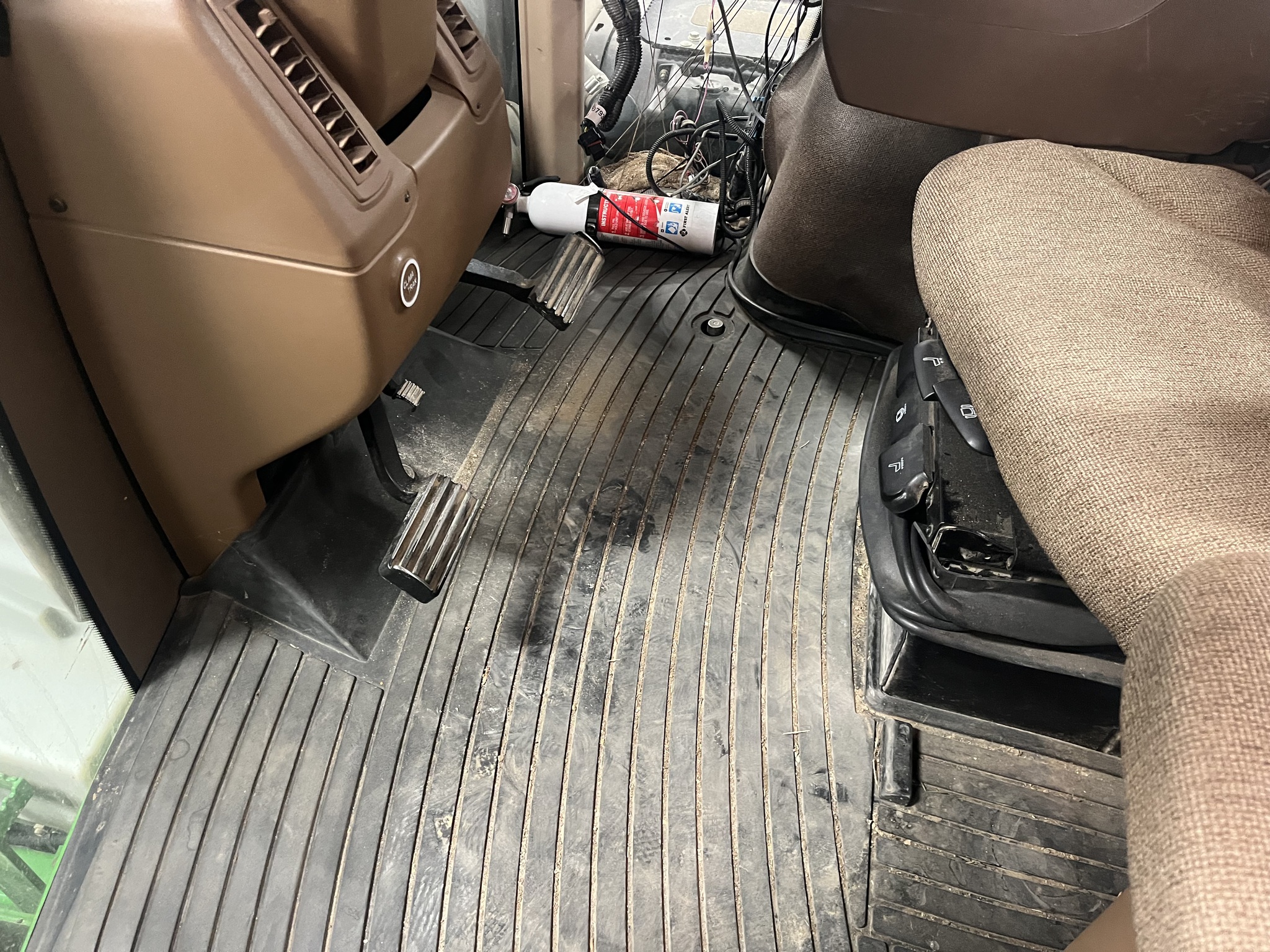 Used 2008 John Deere 9230 Articulated 4WD Tractors at Koenig Equipment in Anna, OH - PhotoXL9