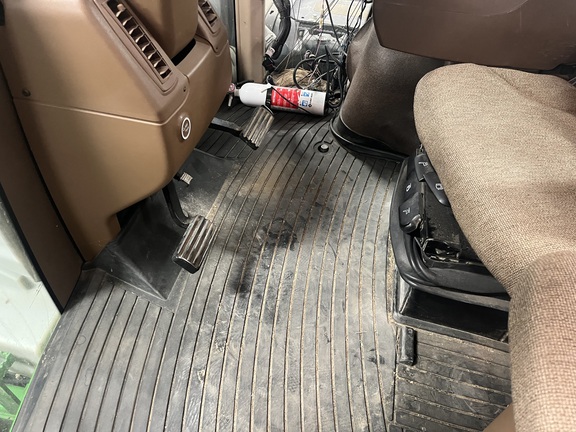 Used 2008 John Deere 9230 Articulated 4WD Tractors at Koenig Equipment in Anna, OH - Photo9