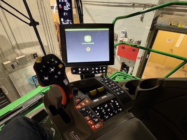 2024 John Deere X9 1000 Image 6