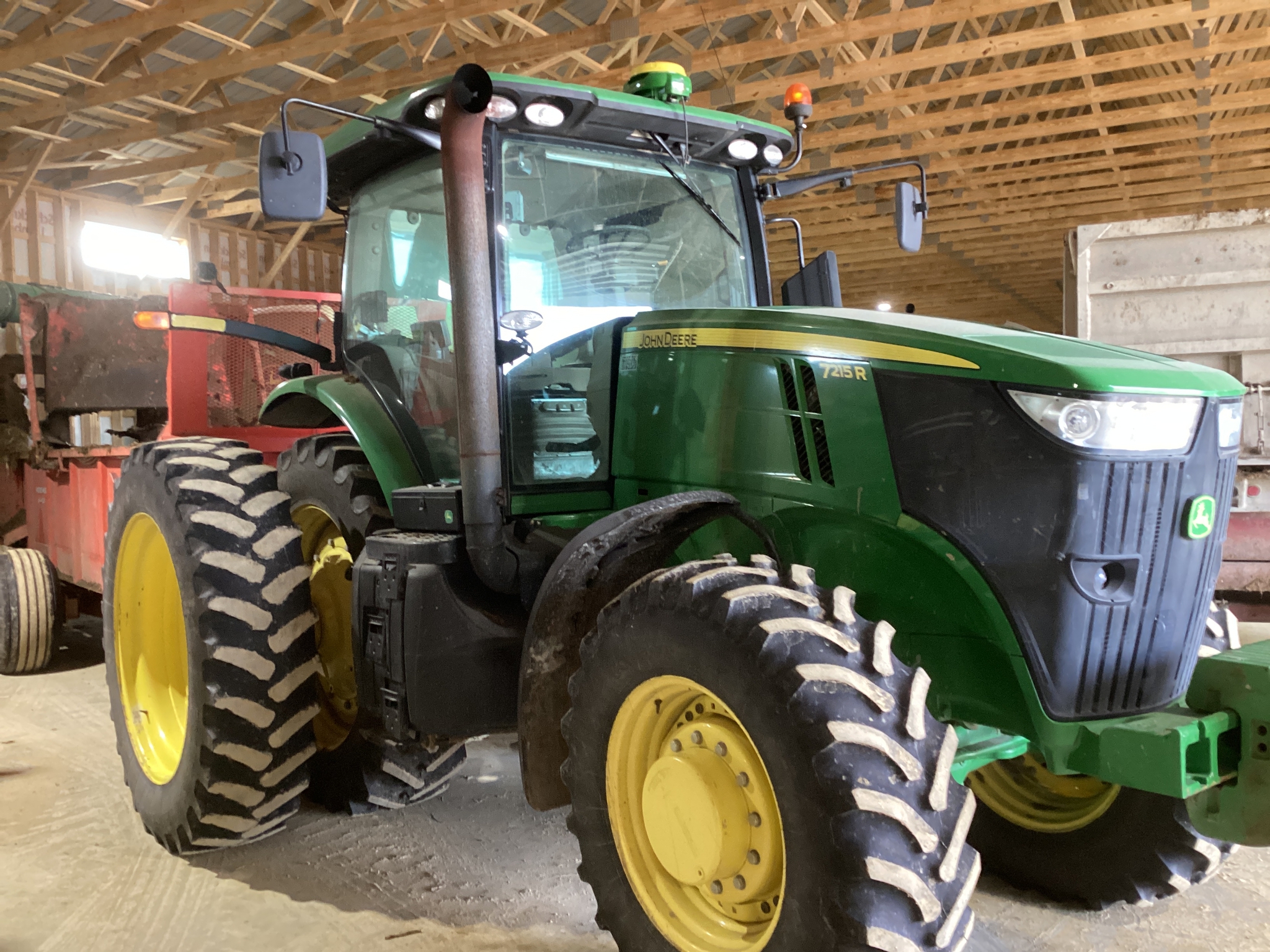 2011 John Deere 7215R Image 3