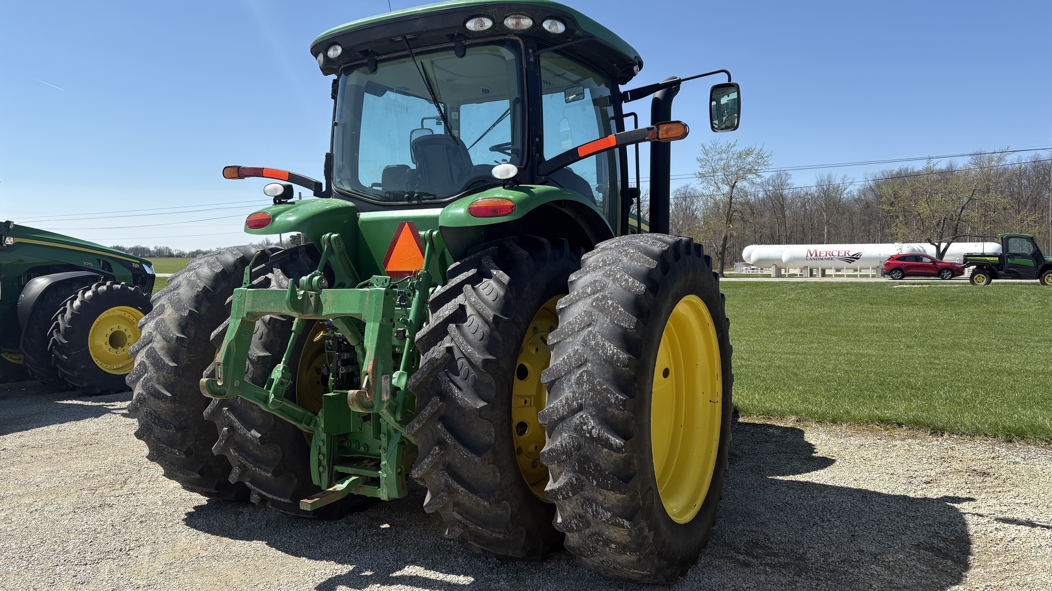 2011 John Deere 7215R Image 5