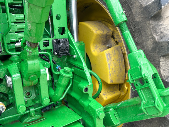 2023 John-Deere 8R 280