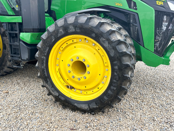 2023 John-Deere 8R 280