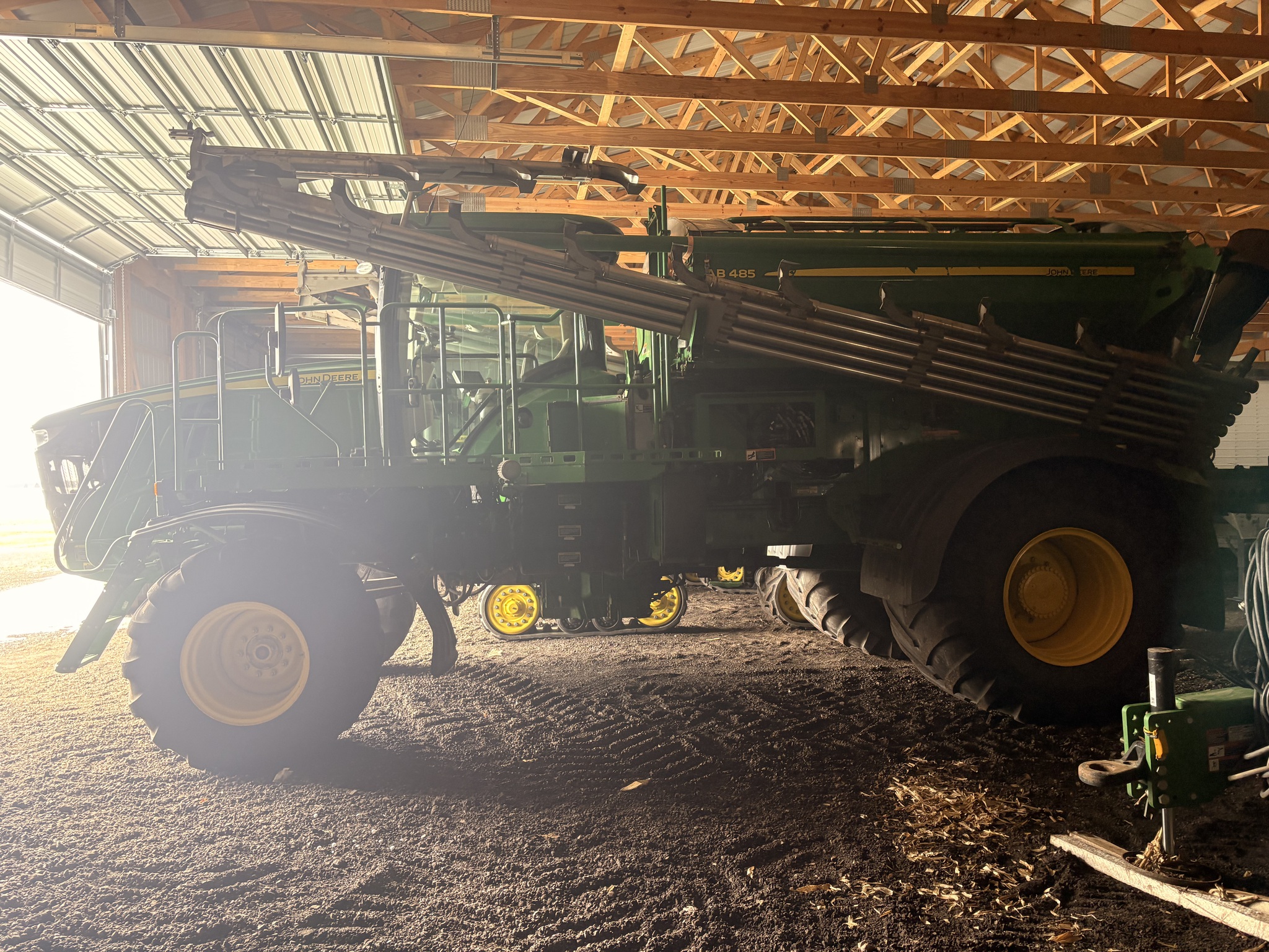 2018 John Deere F4365 Image 4