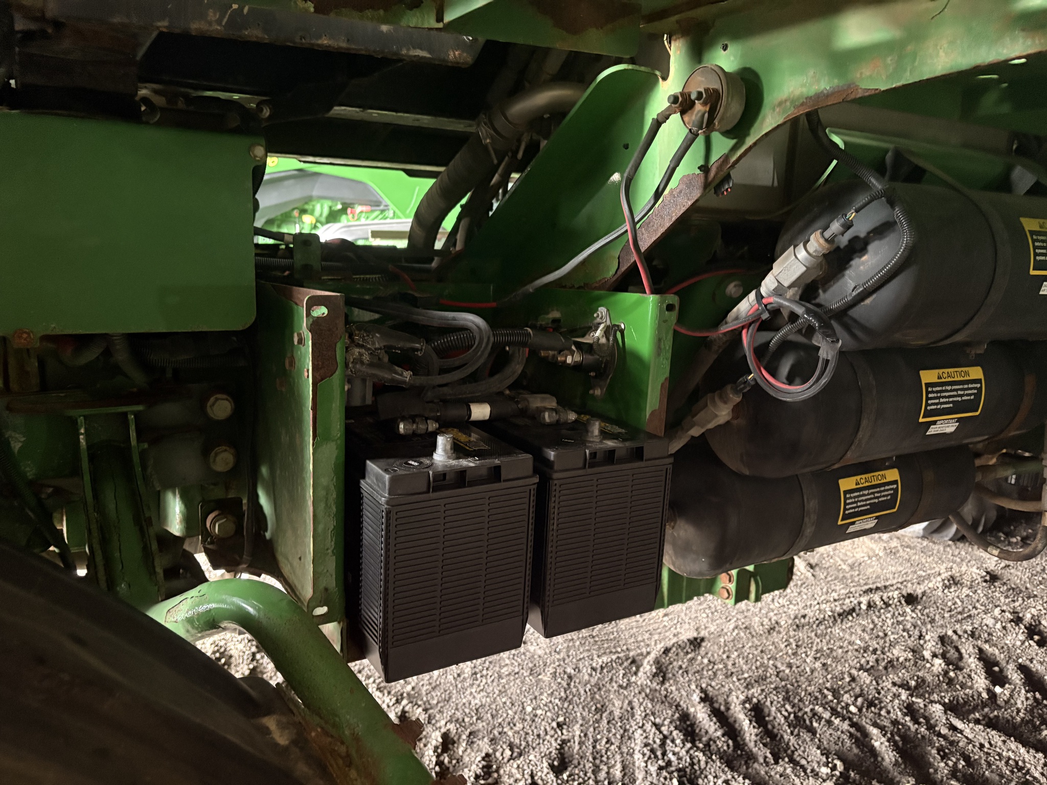 2018 John Deere F4365 Image 9