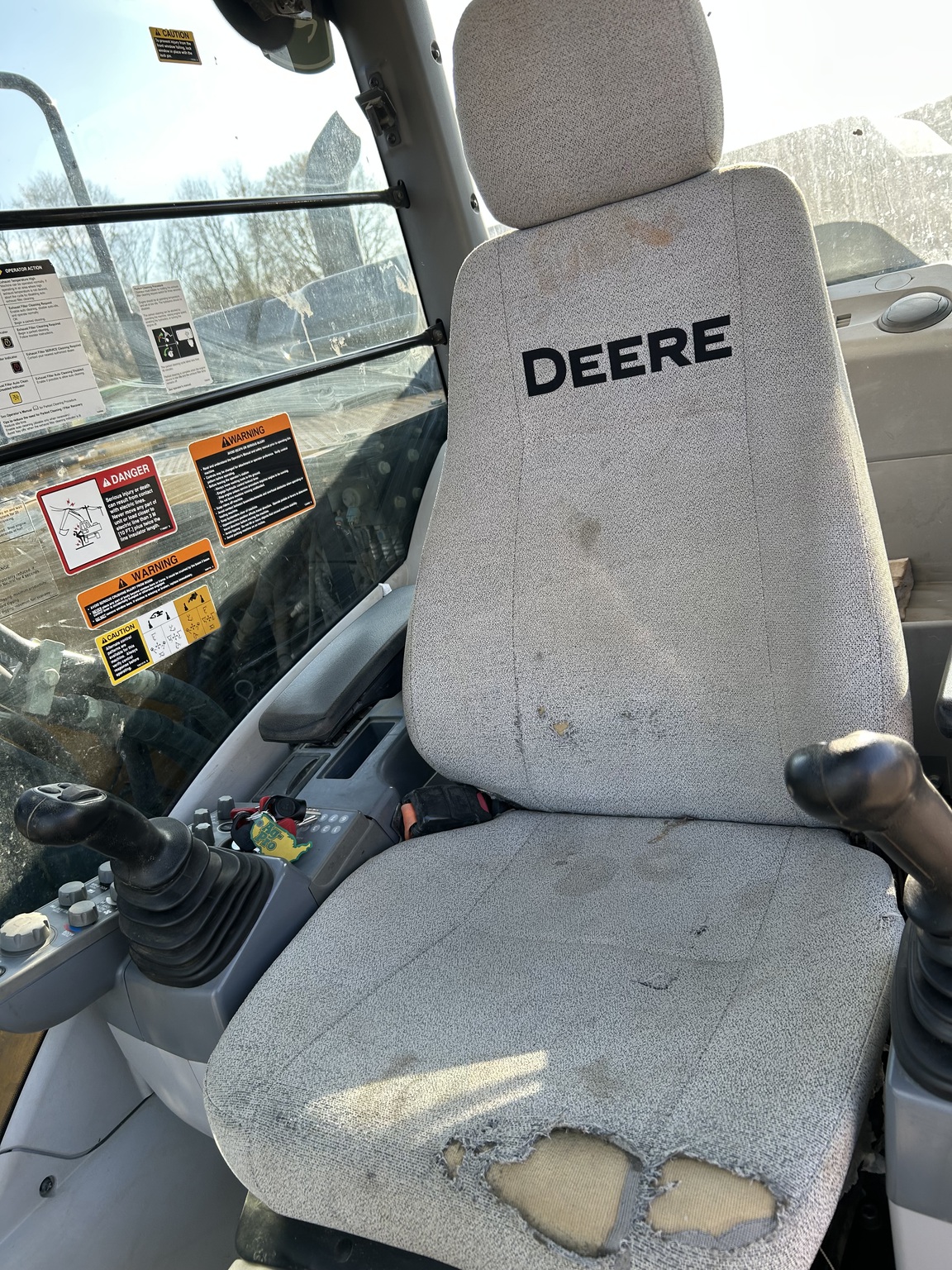 2019 John Deere 130G Image 11