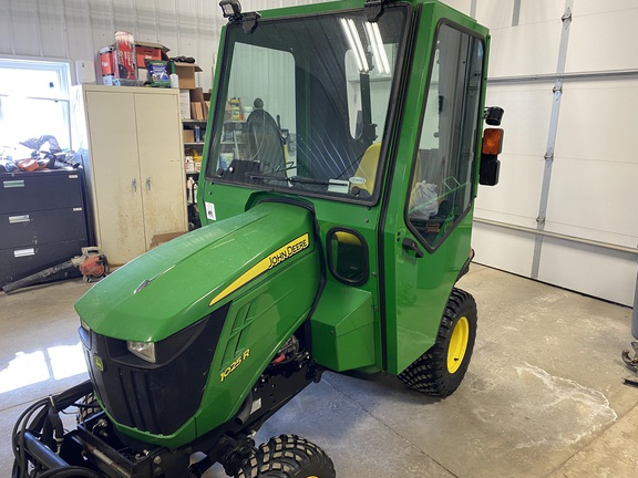  John Deere 1025R