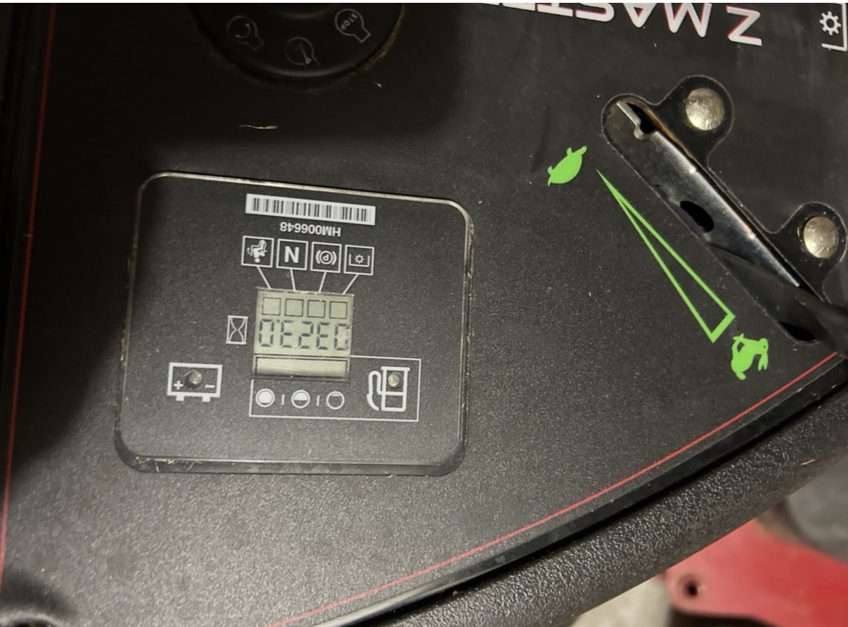 2010 Toro 74915 Image 3