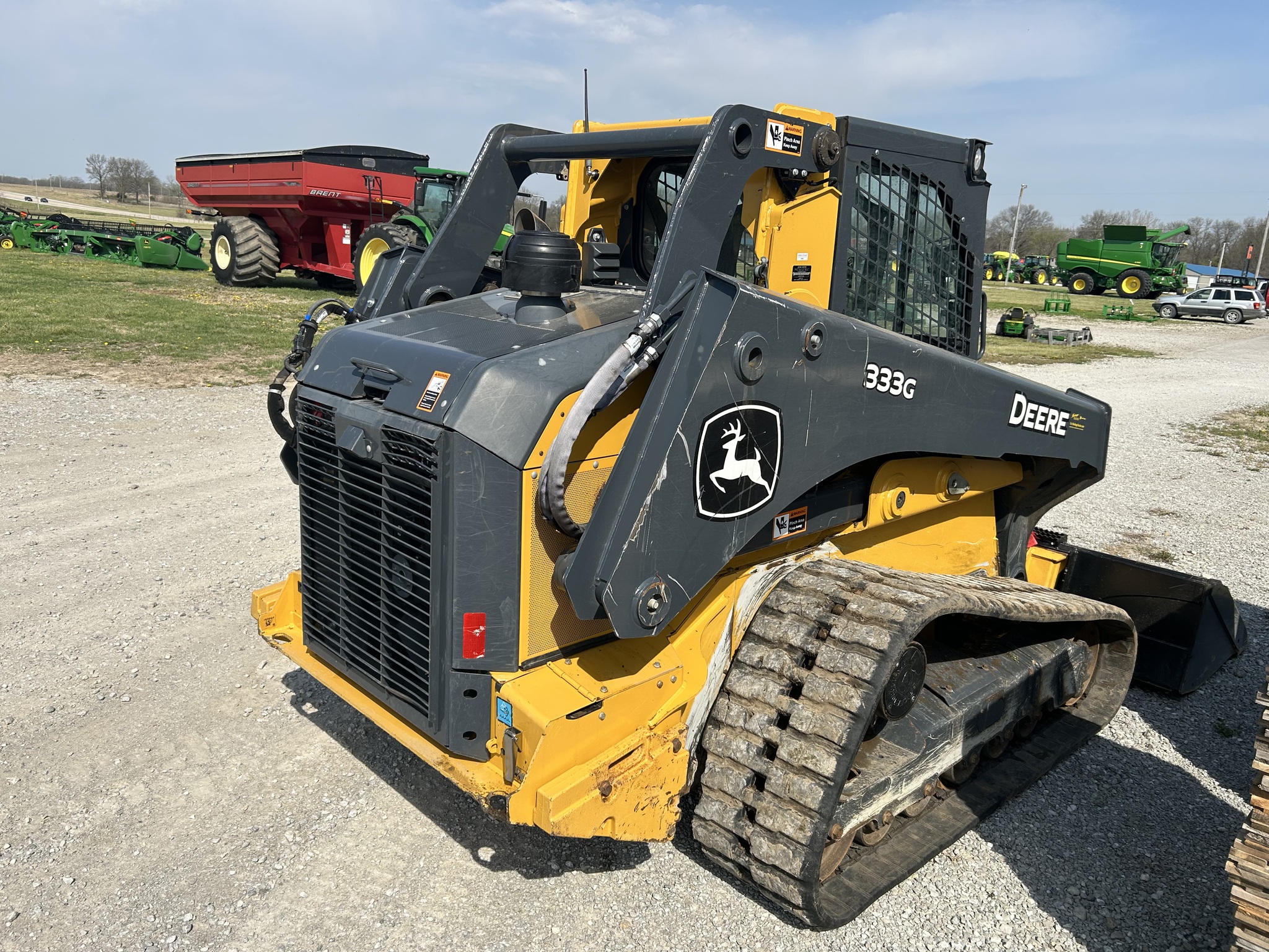  2022 John Deere 333G at Heritage Tractor in Clinton, MO