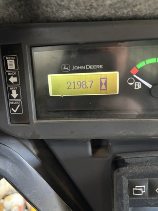 Used 2022 John Deere 331G Compact Track Loaders at Horizon Ag & Turf in Edmonton West, AB - Photo2