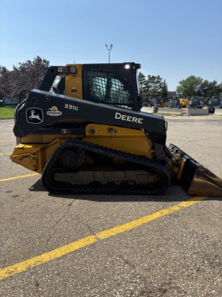 Used 2022 John Deere 331G Compact Track Loaders at Horizon Ag & Turf in Edmonton West, AB - Photo2