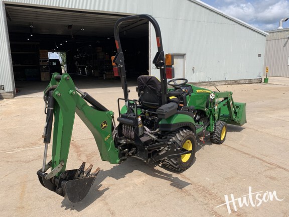 Photo of 2016 John Deere 1025R