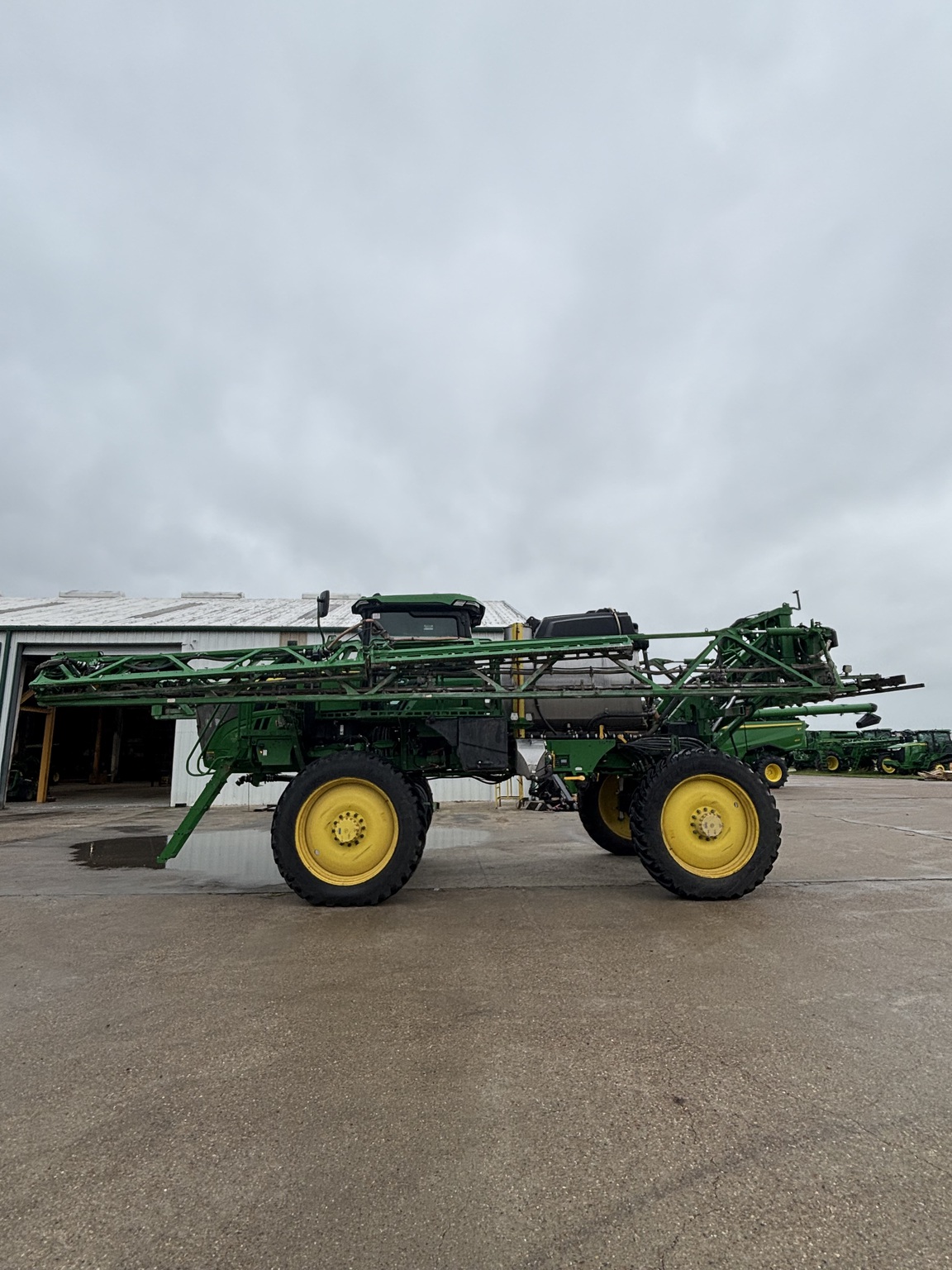 2024 John Deere 412R Image 7