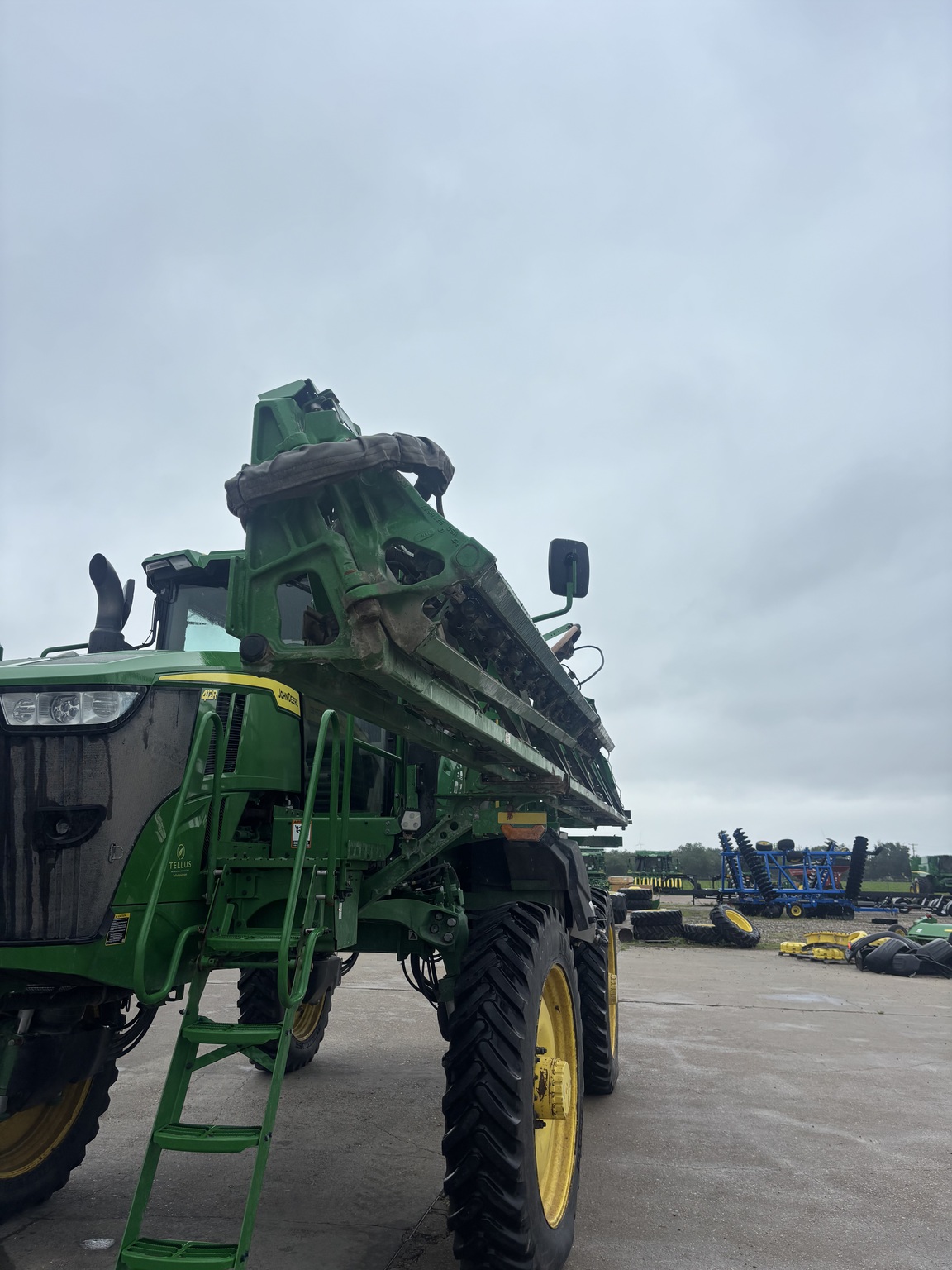 2024 John Deere 412R Image 4