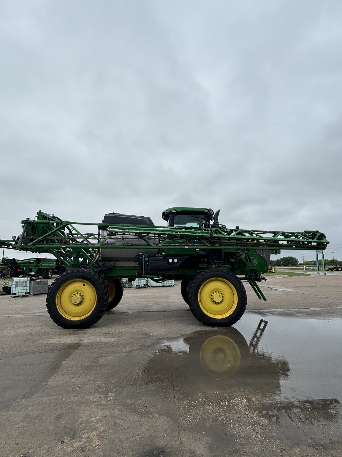 2024 John Deere 412R Image 6
