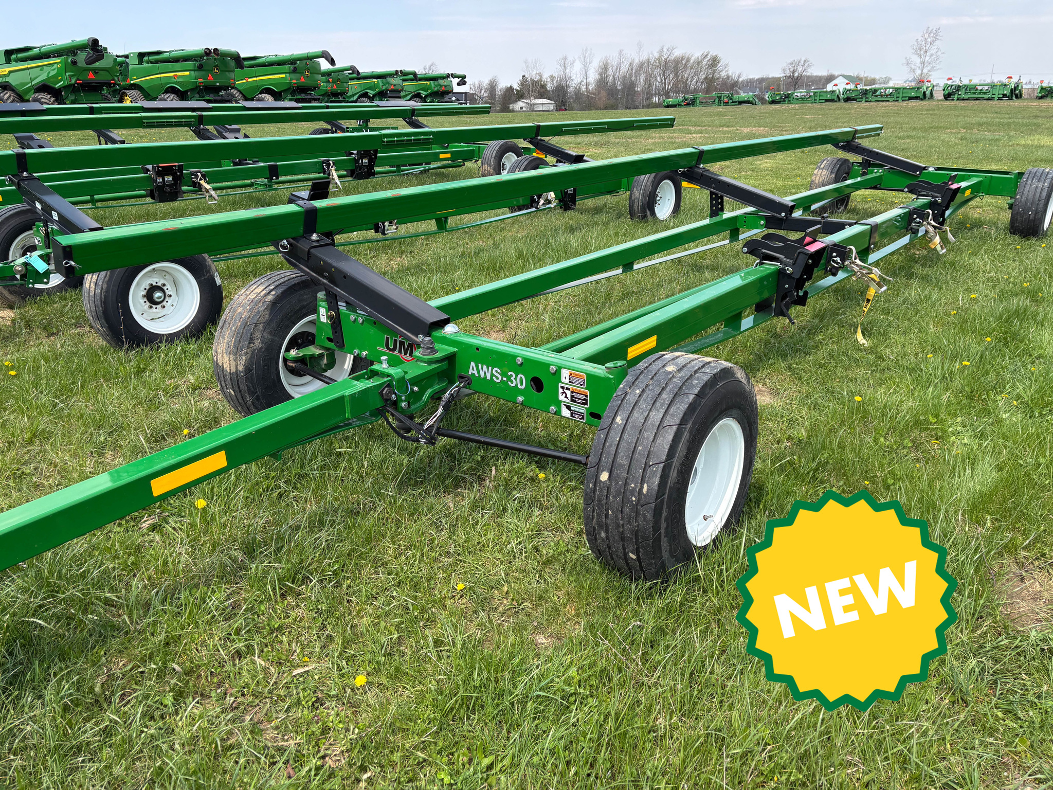 Used -- Unverferth AWS-30 Header carts at Koenig Equipment in Anna, OH - PhotoXL0