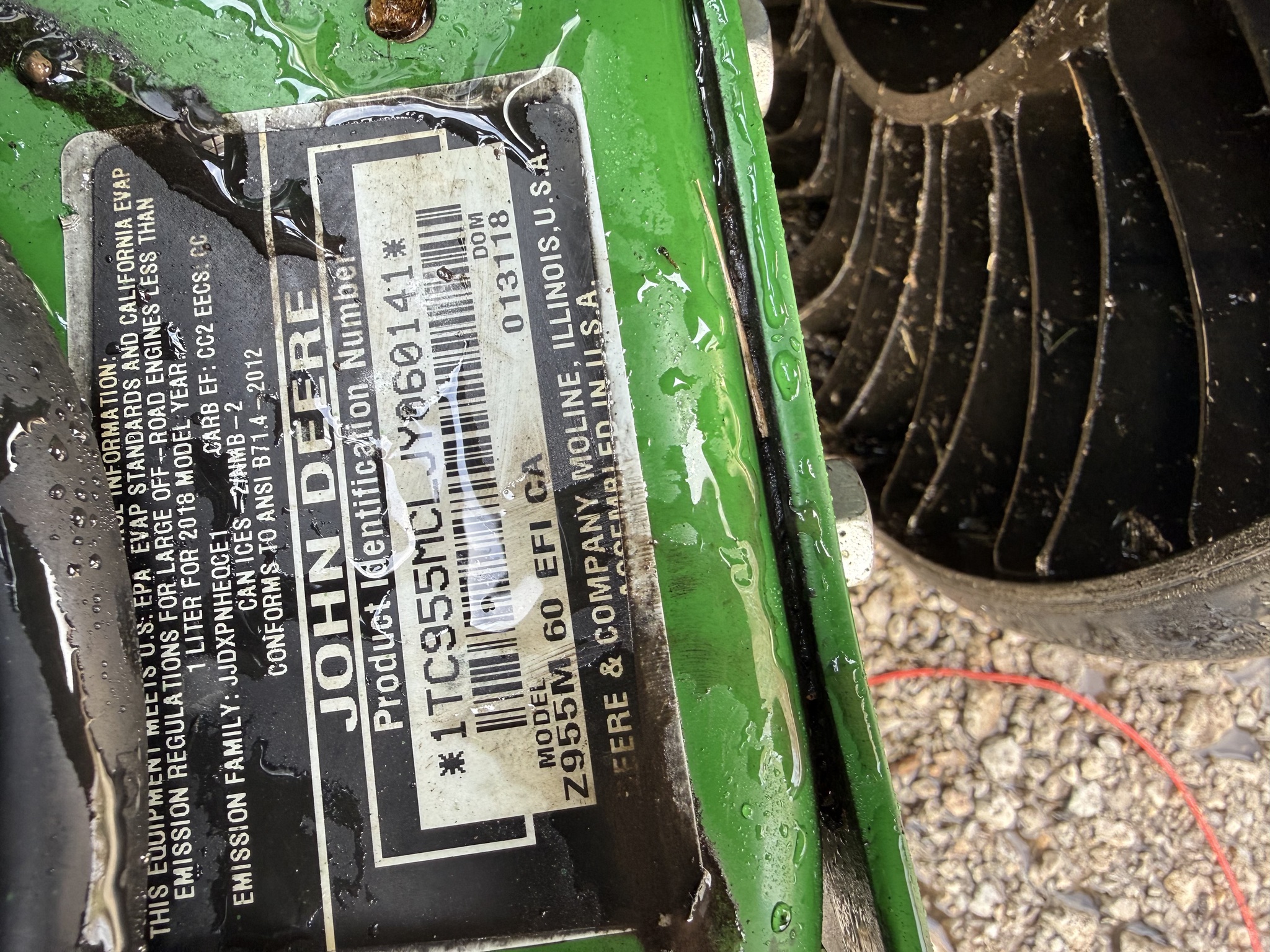  2018 John Deere Z955M EFI at Heritage Tractor in Lexington, IL
