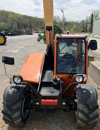 2025 JLG AG519 TELEHANDLER, CAB, PALLET FORKS