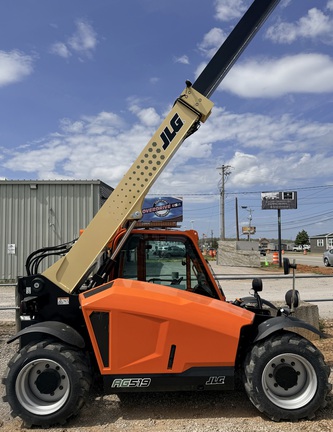 2025 JLG AG519 TELEHANDLER, CAB, PALLET FORKS