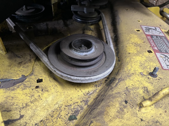 2011 John Deere X724 - Photo8