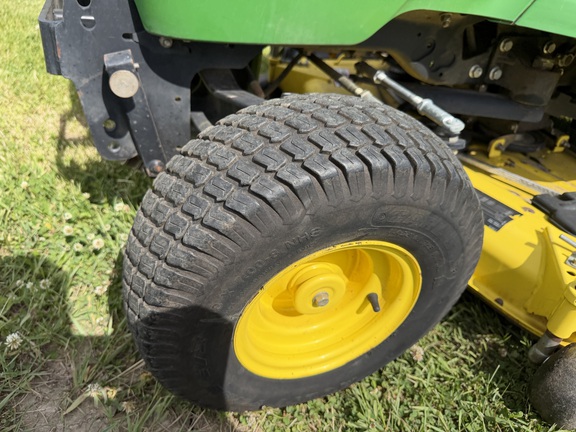 2011 John Deere X724 - Photo10
