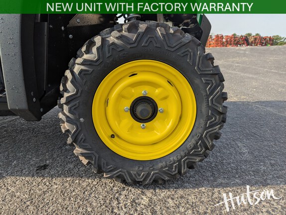 Photo of 2025 John Deere XUV 590M