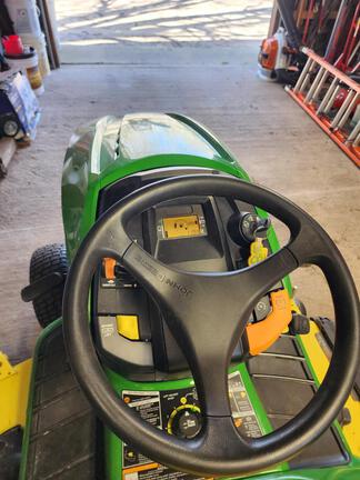 Photo of 2022 John Deere X570