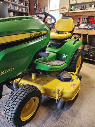 Photo of 2022 John Deere X570