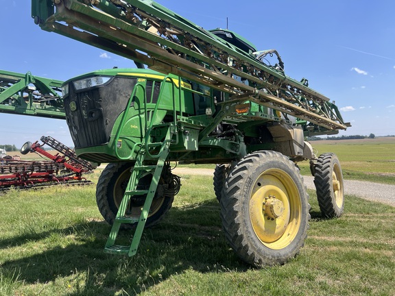 Photo of 2023 John Deere 412R