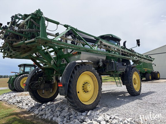 Photo of 2023 John Deere 412R