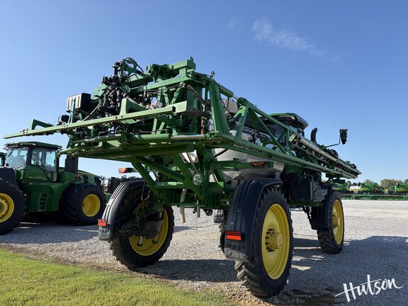 Photo of 2023 John Deere 412R