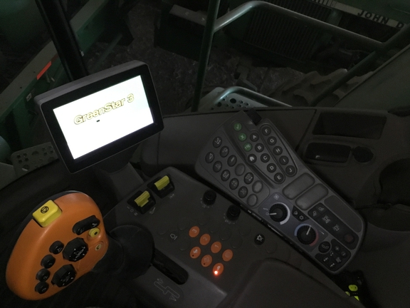 2016 John Deere S670 - Photo11
