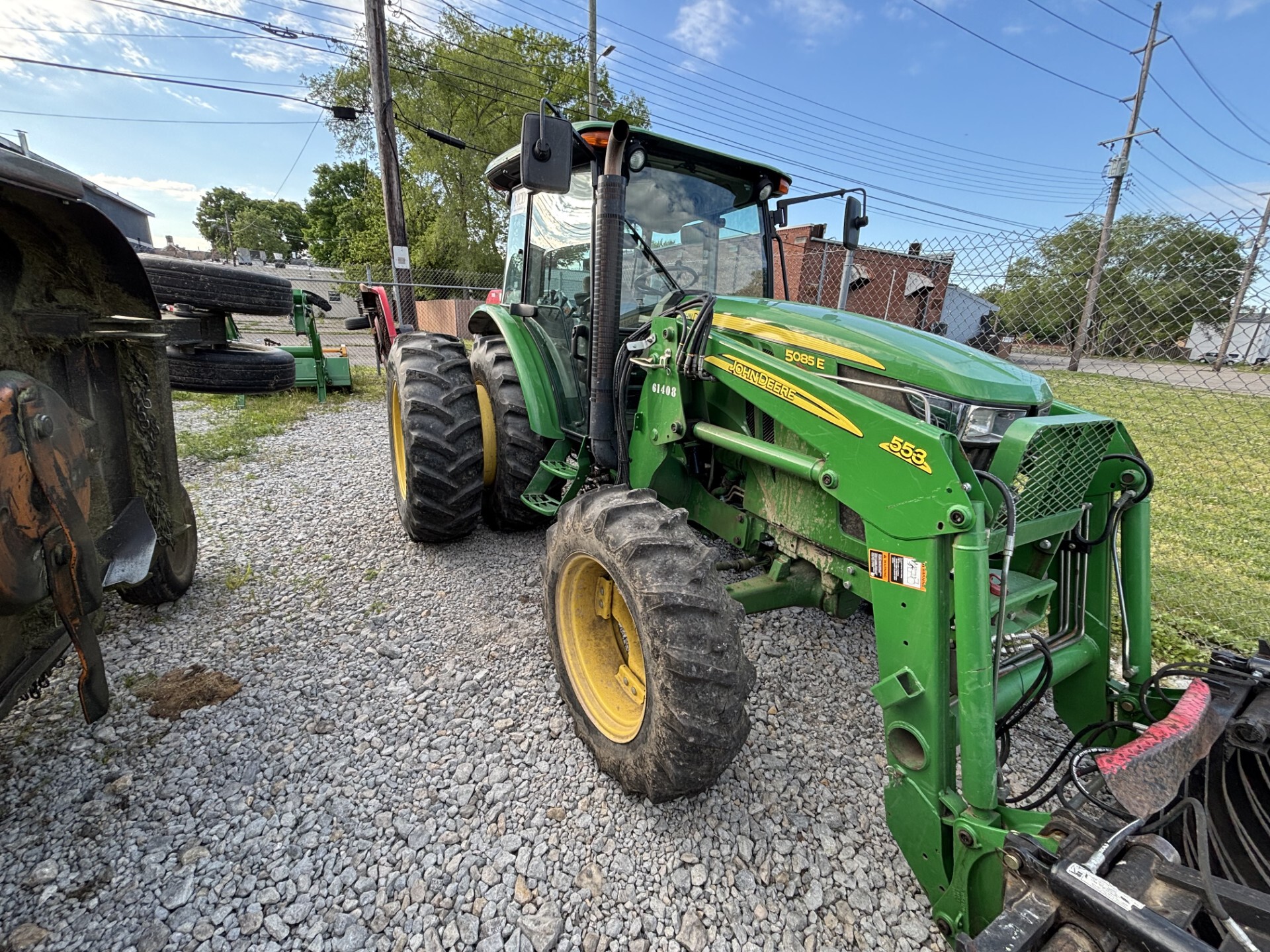 Used 2014 John Deere 5085E Utility Tractors at Koenig Equipment in Germantown, OH - PhotoXL0