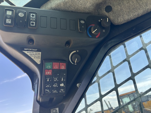 2014 John Deere 333E - Photo7