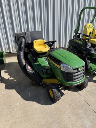 John Deere E110