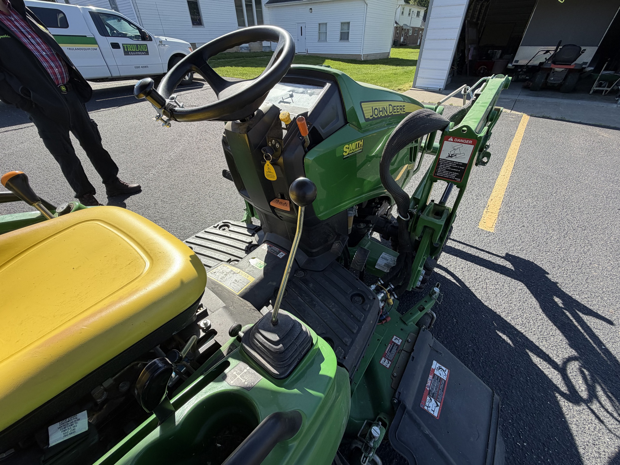 2013 John Deere 1023E Image 9